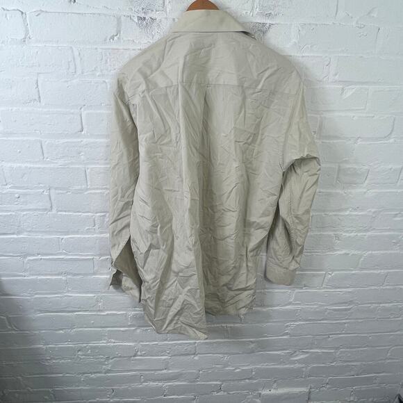 DKNY Men's Casual Button Down Shirt Long Sleeve Collared Neck Tan Size M - Picture 2 of 4